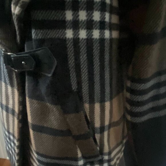 Ellen Reyes Woman Wrap Style Coat Black Tan Cream Plaid Collared Fleece L - Picture 8 of 16